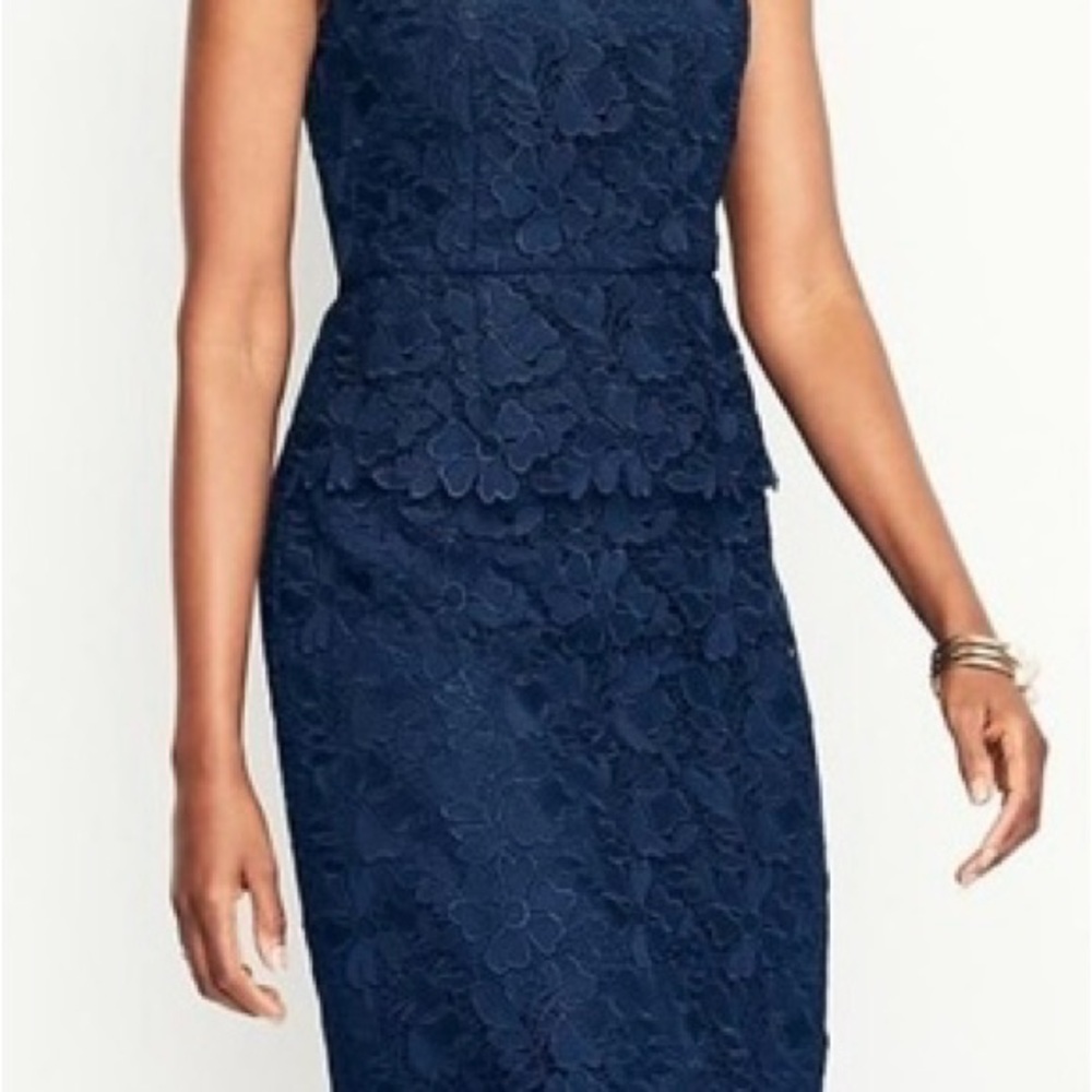 NWOT Talbot Navy Lace Peplum V Back Cocktail Sheath Dress Sz.8P Party Graduation